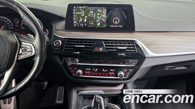 BMW 5-Series 520d M Sport Package Plus