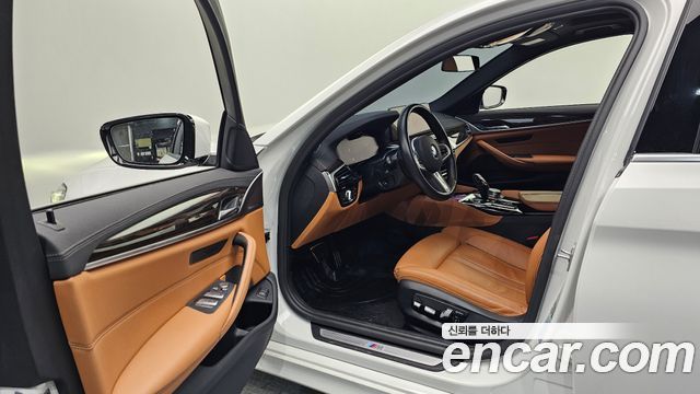 BMW 5-Series 520i M Sport