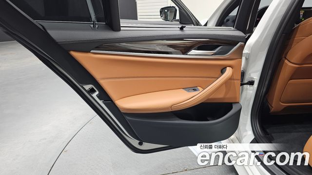 BMW 5-Series 520i M Sport