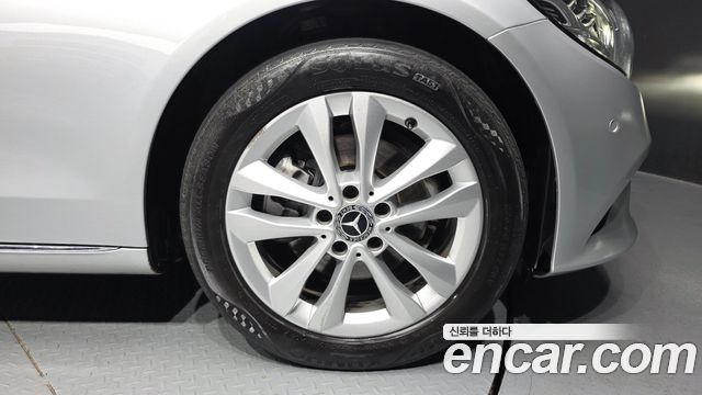 Mercedes-Benz C-Class C220 d Avantgarde
