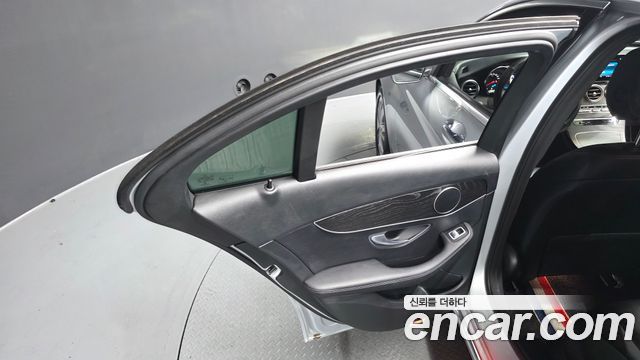 Mercedes-Benz C-Class C220 d Avantgarde