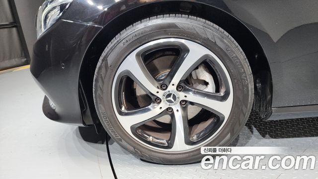 Mercedes-Benz E-Class E250 Avantgarde