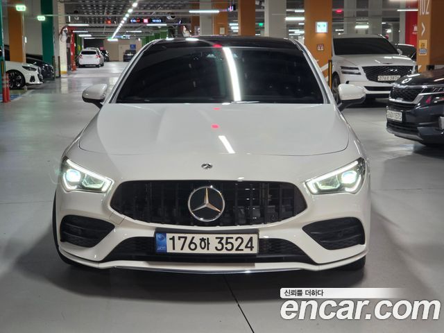 Mercedes-Benz CLA-Class CLA250 4MATIC