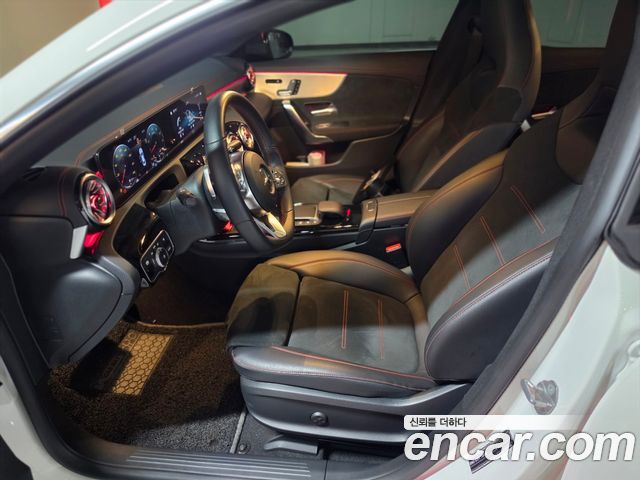 Mercedes-Benz CLA-Class CLA250 4MATIC