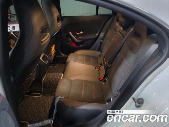 Mercedes-Benz CLA-Class CLA250 4MATIC