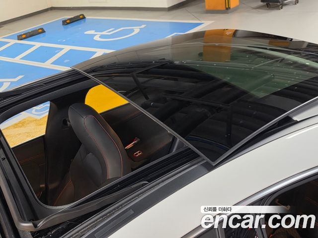 Mercedes-Benz CLA-Class CLA250 4MATIC