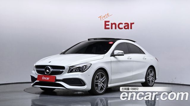 Mercedes-Benz CLA-Class CLA220 AMG Line