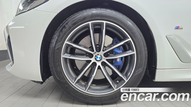 BMW 5-Series 520i M Sport