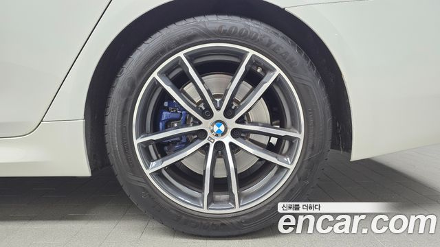 BMW 5-Series 520i M Sport