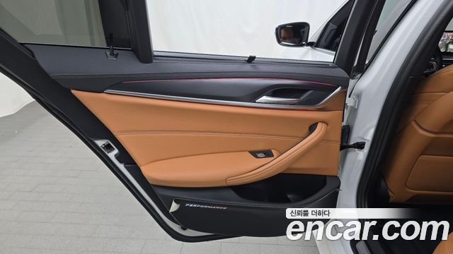 BMW 5-Series 520i M Sport