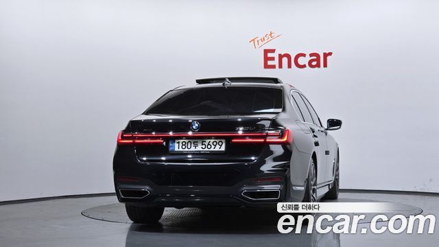 BMW 7-Series 740Li xDrive M Sport Package