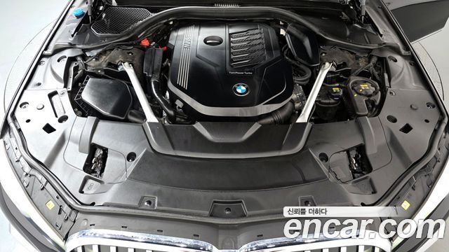 BMW 7-Series 740Li xDrive M Sport Package