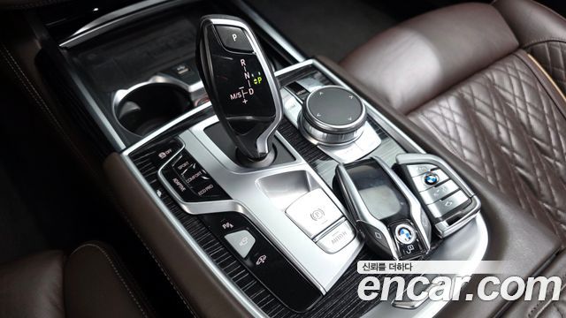 BMW 7-Series 740Li xDrive M Sport Package