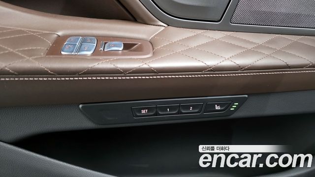 BMW 7-Series 740Li xDrive M Sport Package