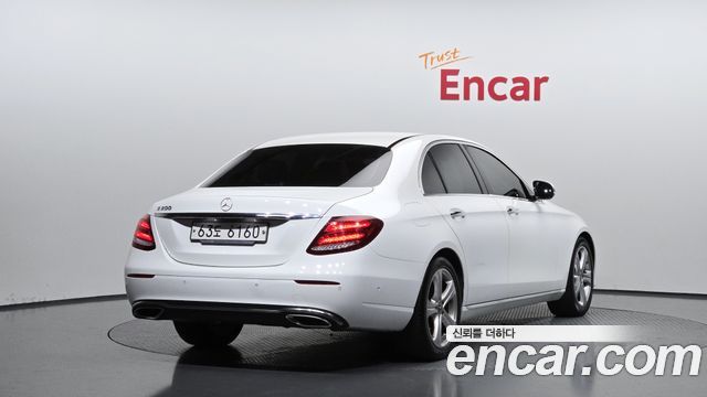 Mercedes-Benz E-Class E200 Avantgarde