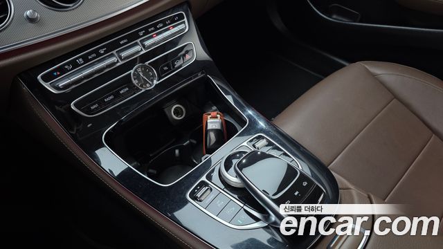 Mercedes-Benz E-Class E200 Avantgarde