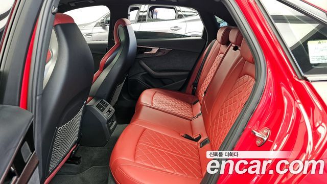 Audi S4 3.0 TFSI Quattro