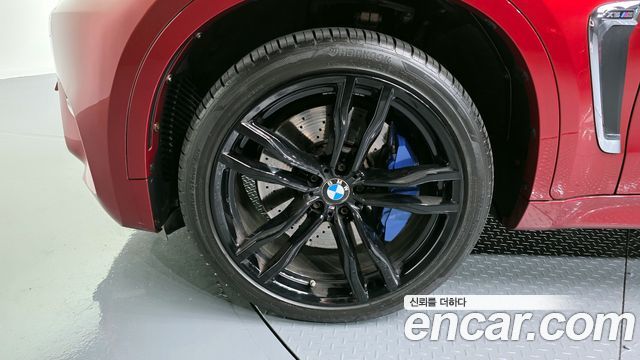 BMW X6M 4.4