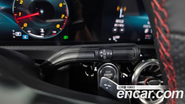 Mercedes-Benz CLA-Class CLA250 4MATIC