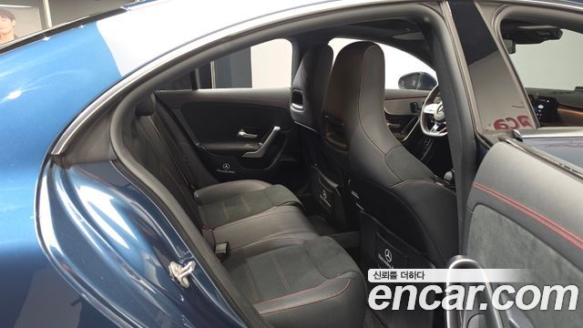 Mercedes-Benz CLA-Class CLA250 4MATIC