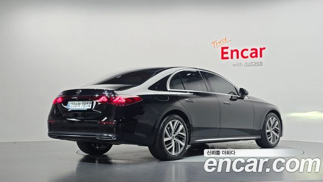 Mercedes-Benz E-Class E220d 4MATIC Exclusive