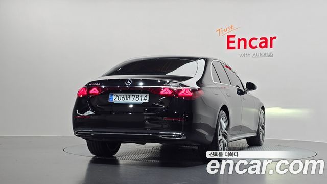 Mercedes-Benz E-Class E220d 4MATIC Exclusive