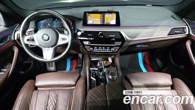 BMW 5-Series 530i M Sport Package Plus