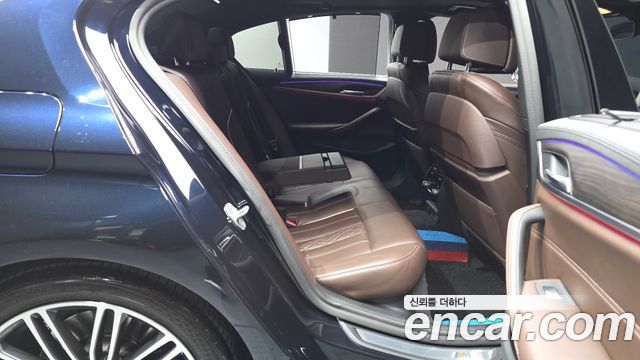 BMW 5-Series 530i M Sport Package Plus