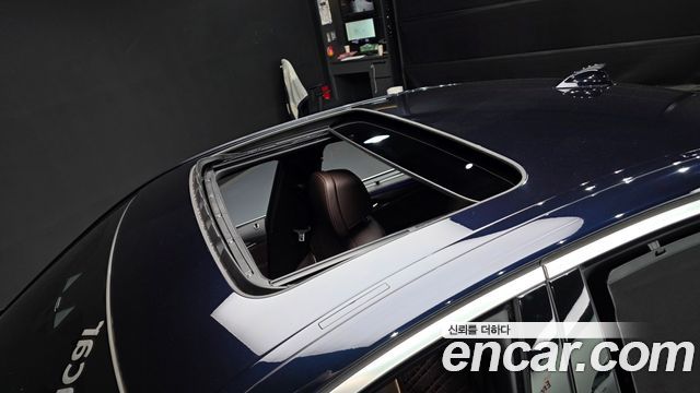 BMW 5-Series 530i M Sport Package Plus