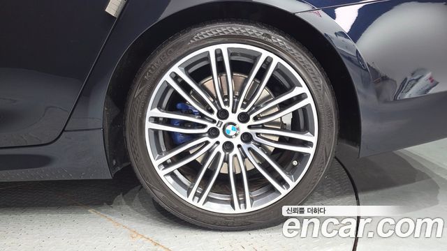 BMW 5-Series 530i M Sport Package Plus
