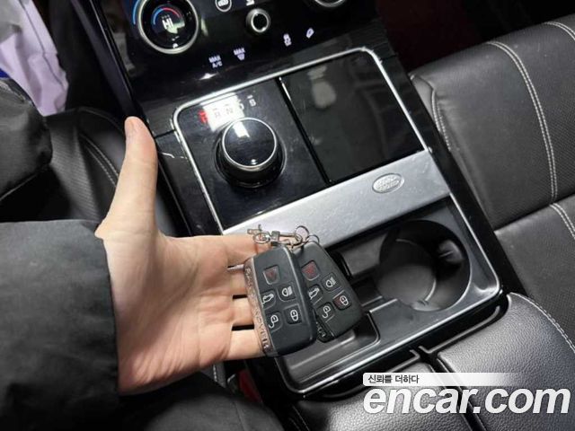 Land Rover Range Rover Velar 2.0 D240 R-Dynamic SE