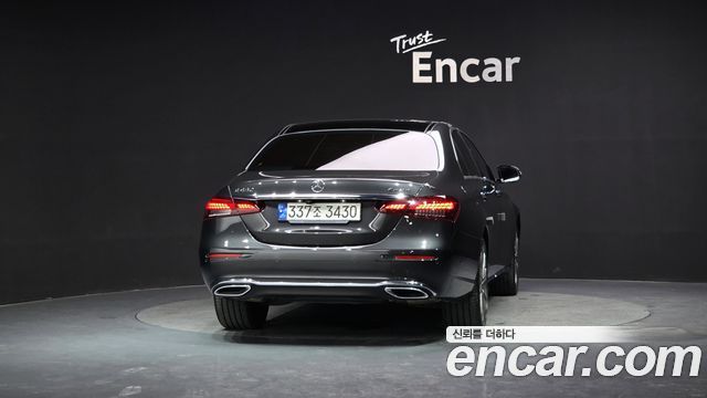 Mercedes-Benz E-Class E450 4MATIC Exclusive