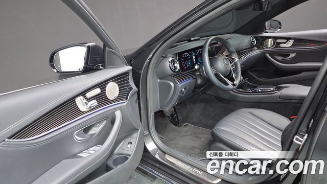Mercedes-Benz E-Class E450 4MATIC Exclusive