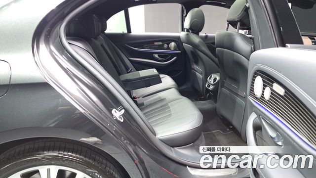Mercedes-Benz E-Class E450 4MATIC Exclusive