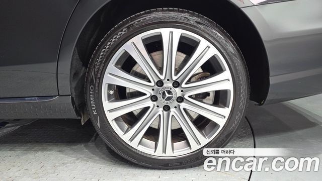 Mercedes-Benz E-Class E450 4MATIC Exclusive