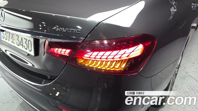 Mercedes-Benz E-Class E450 4MATIC Exclusive