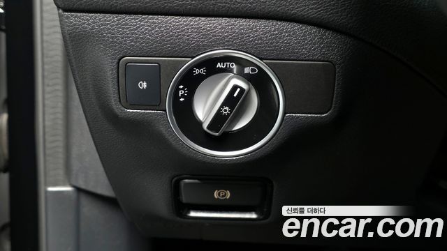 Mercedes-Benz GLA-Class GLA200 d