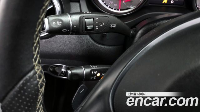 Mercedes-Benz GLA-Class GLA200 d