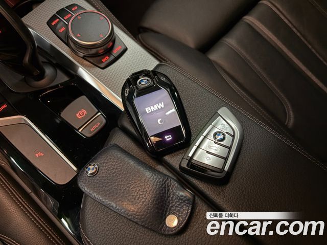 BMW 5-Series 520d M Sport package
