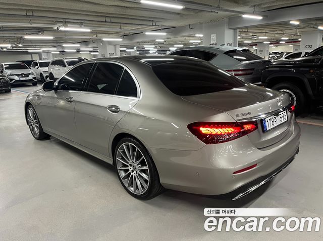 Mercedes-Benz E-Class E350 4MATIC AMG Line Edition