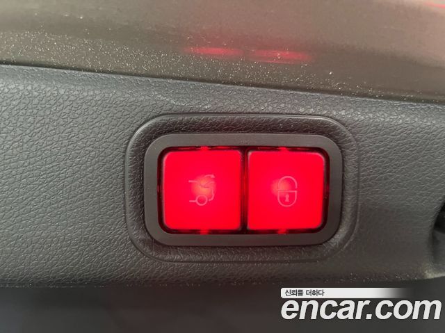 Mercedes-Benz E-Class E350 4MATIC AMG Line Edition