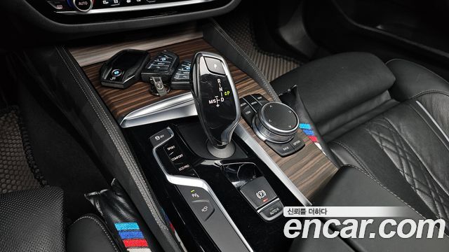 BMW 5-Series 530i xDrive M Sport Package Plus
