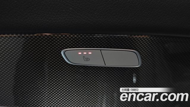 Mercedes-Benz E-Class E220d 4MATIC Avantgarde