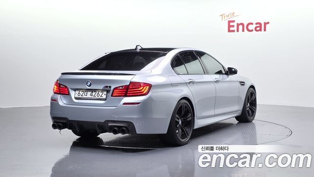 BMW M5 M5 Sedan