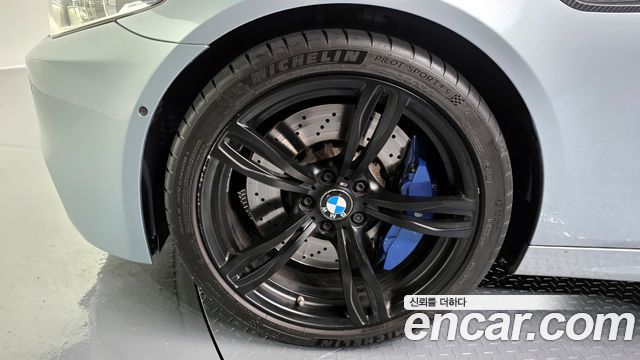 BMW M5 M5 Sedan