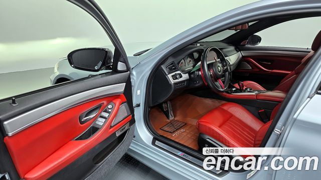 BMW M5 M5 Sedan