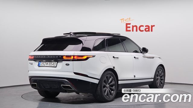 Land Rover Range Rover Velar 3.0 D300 R-Dynamic SE