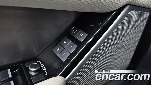 Land Rover Range Rover Velar 3.0 D300 R-Dynamic SE