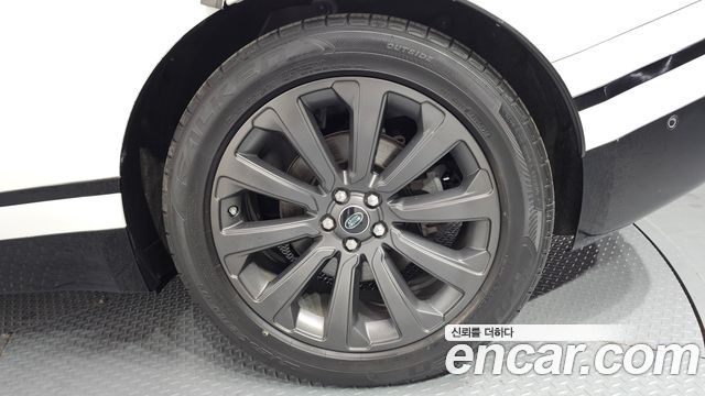 Land Rover Range Rover Velar 3.0 D300 R-Dynamic SE