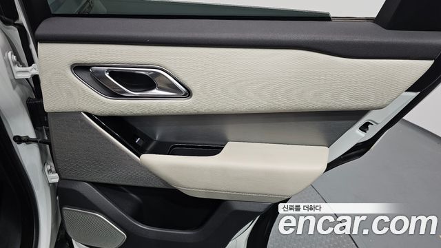 Land Rover Range Rover Velar 3.0 D300 R-Dynamic SE